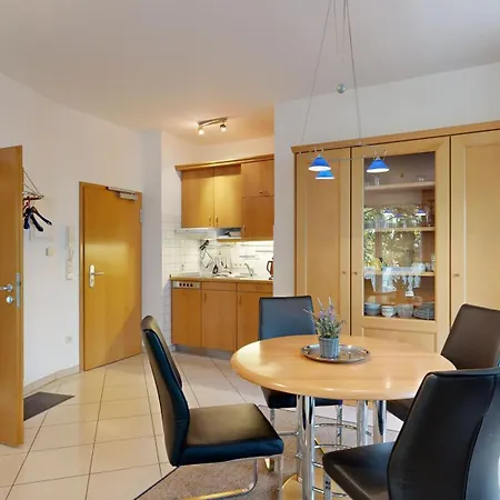 Fewos Direkt Am Strand, Mit Suedbalkon Oder Mit Balkon Mit Meerblick, Strandburg,