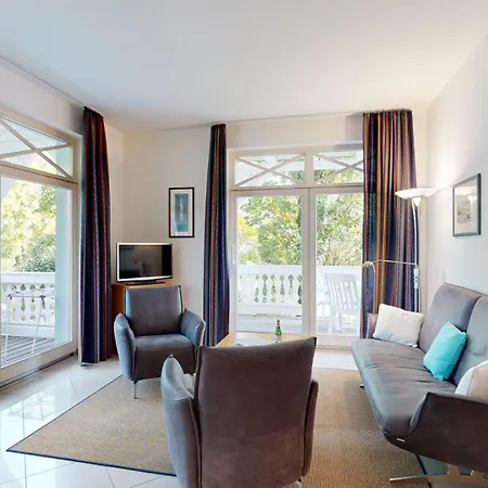 Fewo Direkt Am Strand, Mit Balkon Mit Meerblick, Villa Strandburg, Binz Daire *