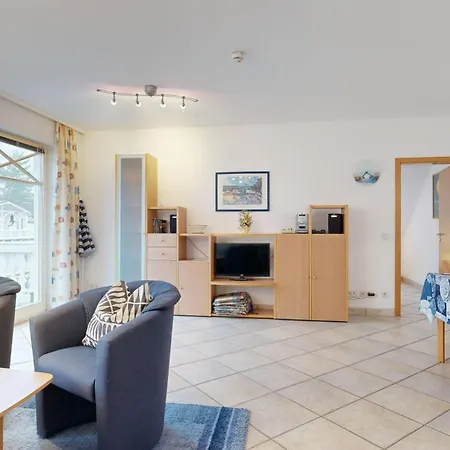 Fewo Direkt Am Strand, Mit Balkon Mit Meerblick, Villa Strandburg, Binz