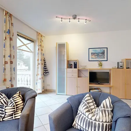 Daire Fewo Direkt Am Strand, Mit Balkon Mit Meerblick, Villa Strandburg, Binz