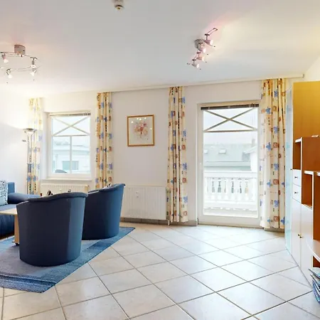 Fewos Direkt Am Strand, Mit Suedbalkon Oder Mit Balkon Mit Meerblick, Strandburg,