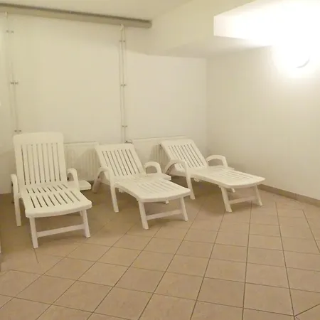 Apartman Direkt Am Strand, Mit Balkon Mit Meerblick, Strandburg, *