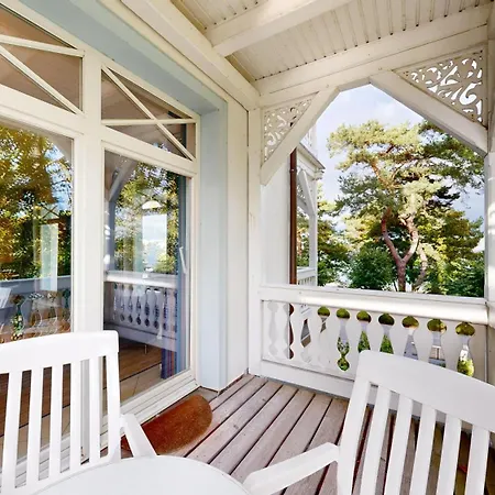 Direkt Am Strand, Mit Balkon Mit Meerblick, Strandburg, Binz